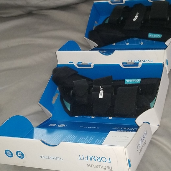 Össur Form Fit Thumb Spica - Picture 7 of 8